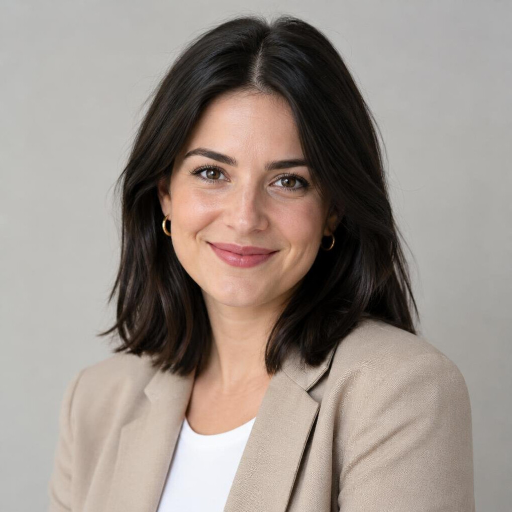 Portrait of a smiling young woman