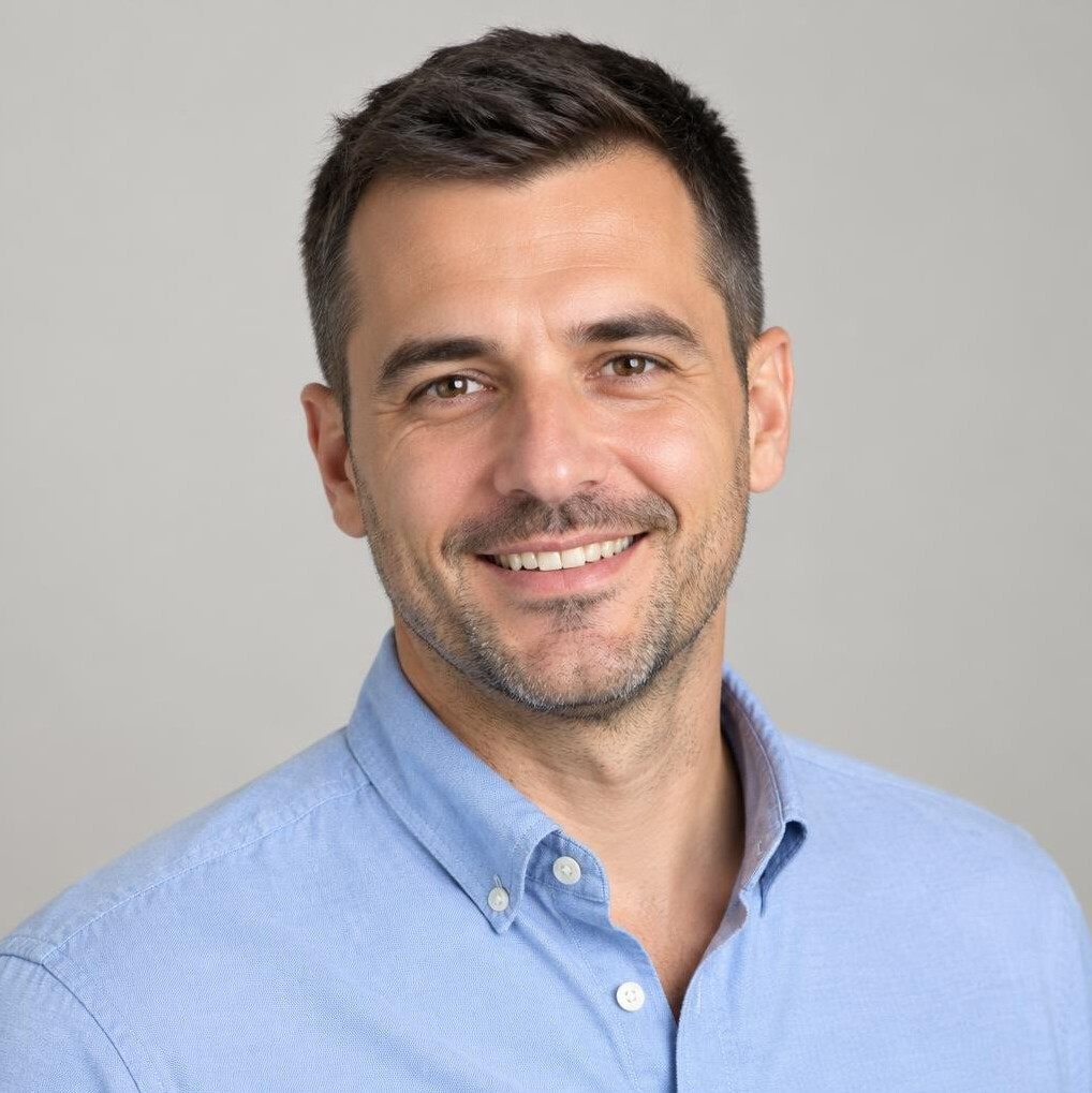 Portrait of a smiling man in his thirties